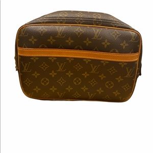 Vintage Louis Vuitton Reporter
